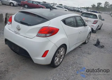 2012 Hyundai Veloster Base W/Red/Black z USA, uszkodzony, nr VIN KMHTC6AD1CU055283